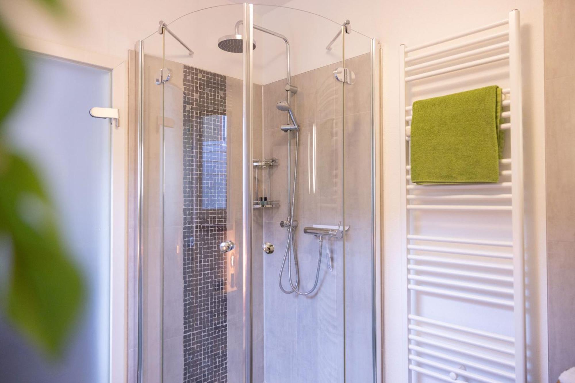 אדלסדורף Ideal Fuer Kurze Aufenthalte - Gemuetliches 1-Zimmer-Apartment מראה חיצוני תמונה